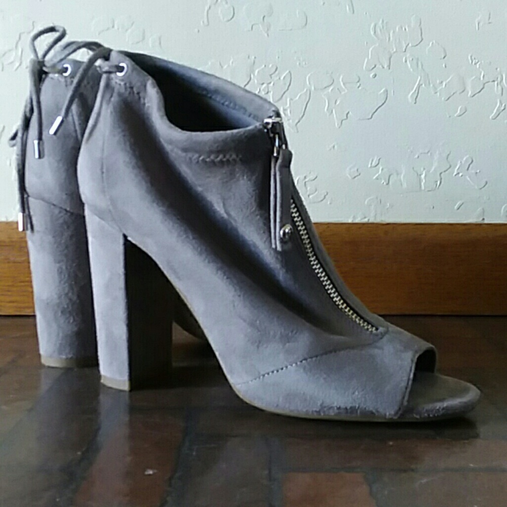 Suede-like high heels